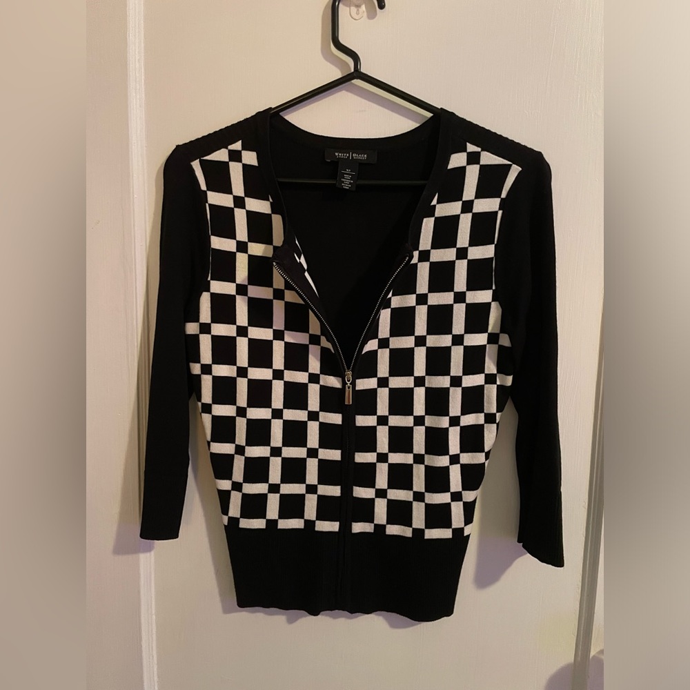 White House Black Market Black/White Print Zip Up Cardigan Sz. XS